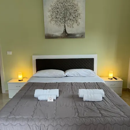 Rua Formaggi Apartment *
